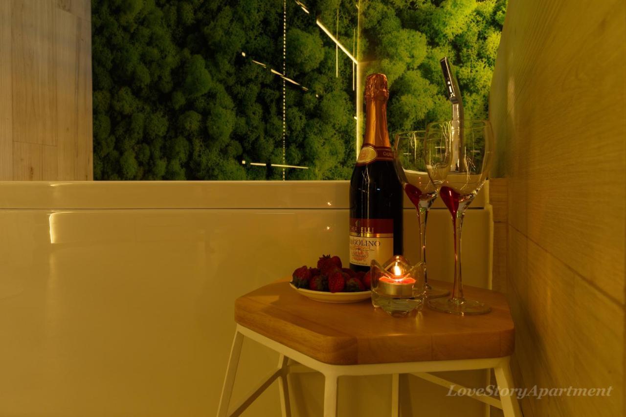Luxury Apartments «Love Story» Ivano-Frankivsk Exterior foto